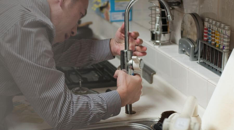 Expert burst pipe repair services in Lawton, MI